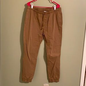 Khaki joggers L